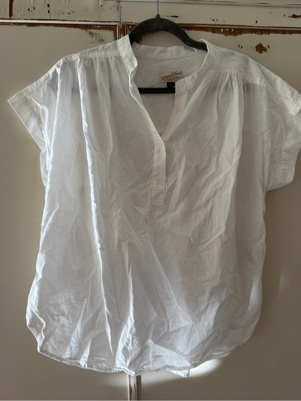 Universal Thread White Short-Sleeve Henley Popover Blouse